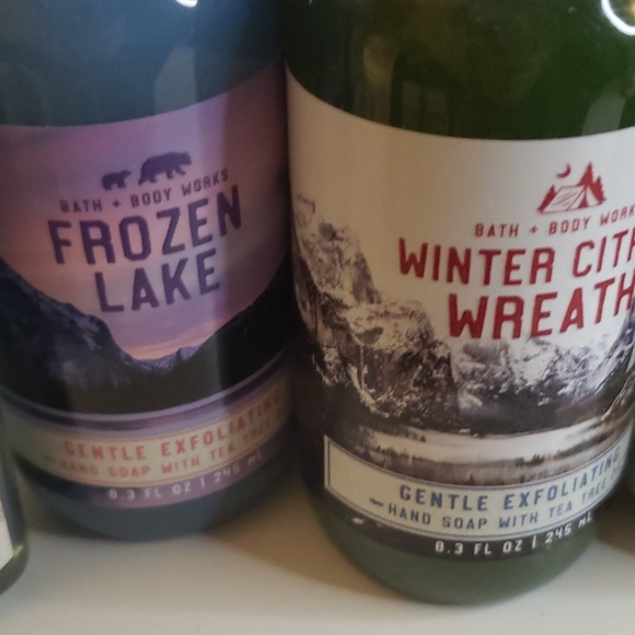 Bath and Body Works Winter Soap Bundle - Picture 3 of 4